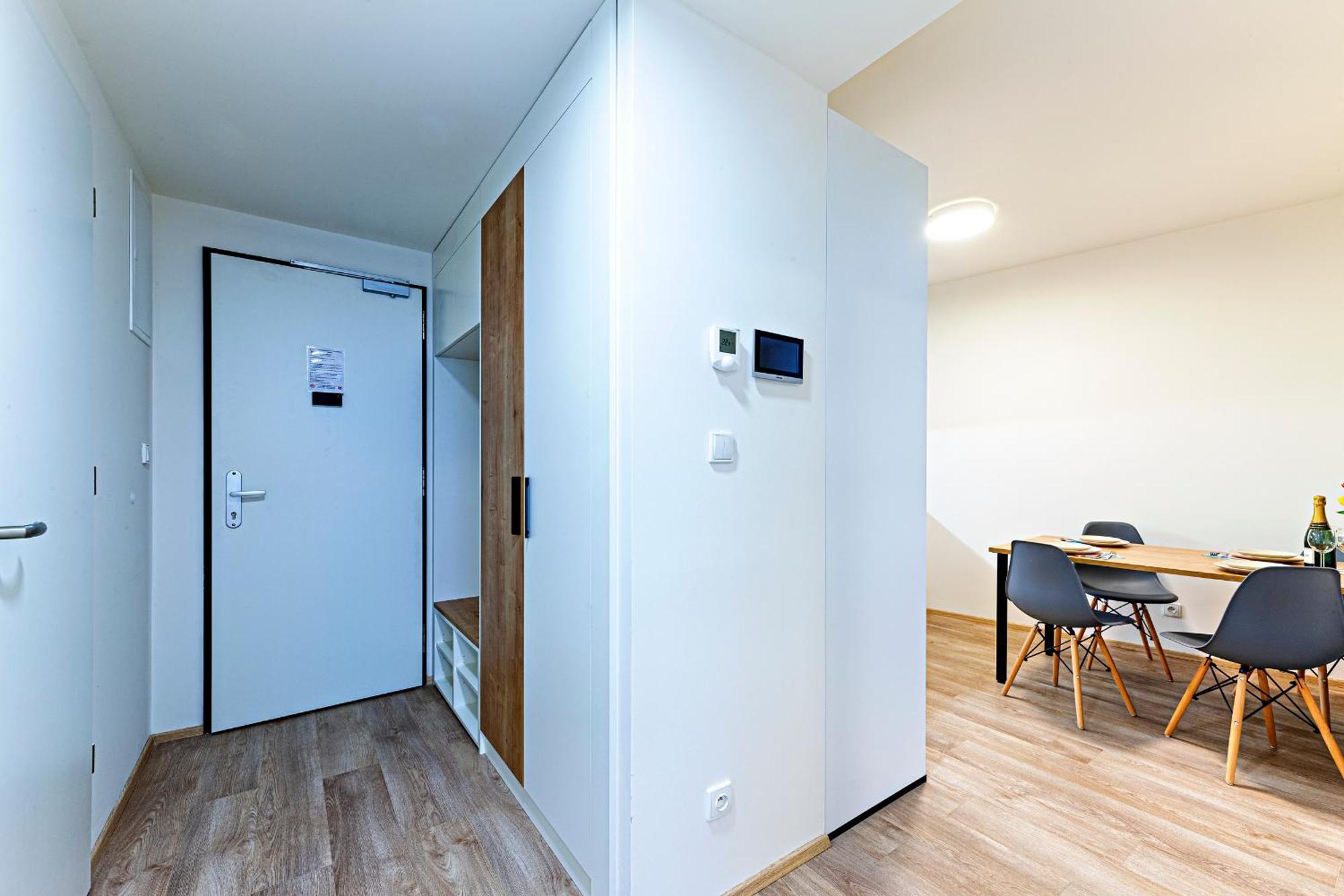 Kora Apartments Andel Prága Kültér fotó
